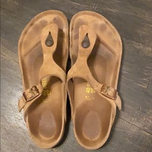 Used Women’s Birkenstock’s. Tan